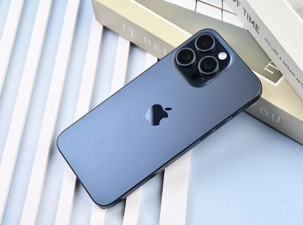 双牌苹果维修点分享iPhone 15 Pro Max锁屏密码玩机解析 